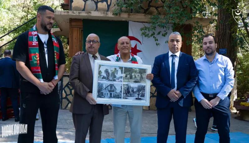 بالصور.. مولودية الجزائر تشارك في احياء الذكرى الـ68 لاستشهاد علي لابوانت