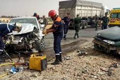 معسكر.. قتيل وجريحان في اصطدام بين سيارتين بسيڨ