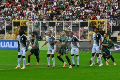 وفد رسمي رفيع يزور مستشفى تيزي وزو للاطمئنان على حارس منتخب أوغندا ماغولا