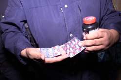 الشلف.. قبضة أمنية مُحكمة تسفر عن توقيف مروجين وحجز أسلحة في مداهمات ليلية