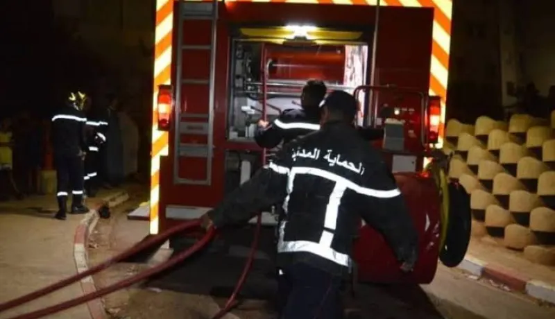 إخماد حريق شب داخل حظيرة للسيارات بالعاصمة