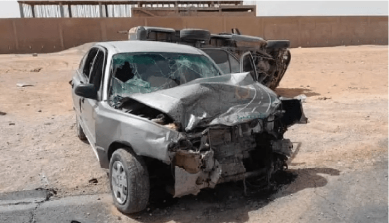 قتيل وجريح في اصطدام بين سيارتين بالوادي