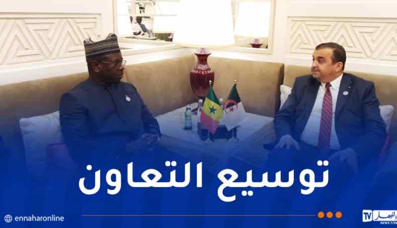 عرقاب يتحادث بالدوحة مع نظيره السنغالي
