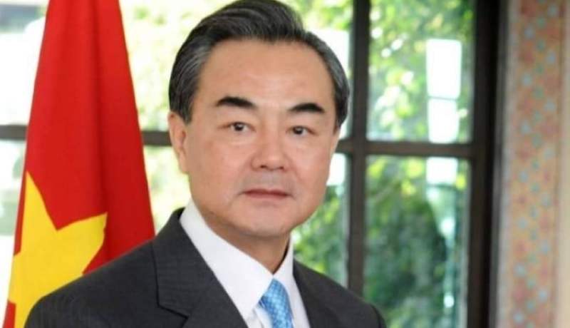 عطاف يجري مكالمة مع نظيره الصيني