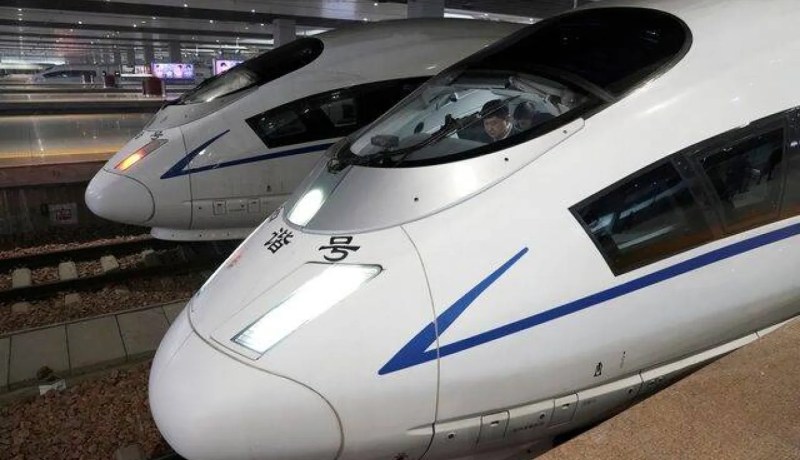 في أسوء حادث للصين..قطار يدهس 11 عاملا