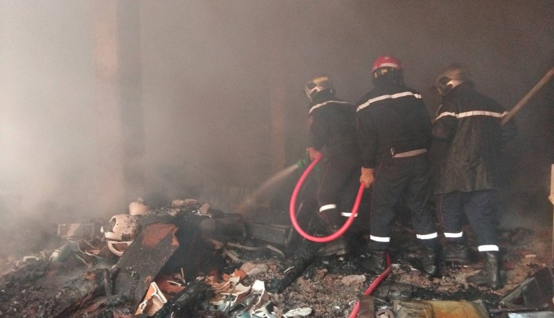 بشار.. إصابة شخصين في حريق محل لبيع الأثاث 