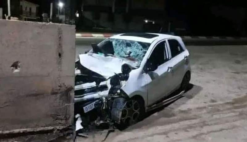 سطيف.. وفاة شخص في انحراف سيارة واصطدامها بلوحة إشهارية