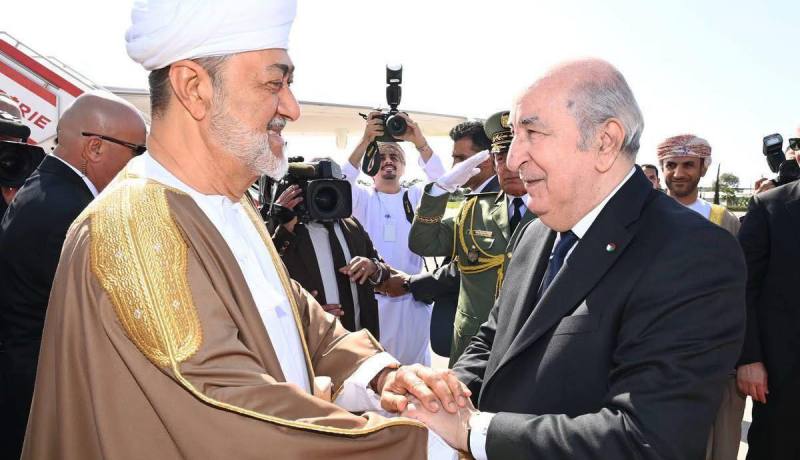 سلطان عُمان يهنئ الرئيس تبون