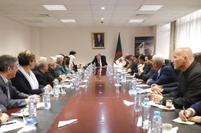 وزير الاتصال يلتقي عددا من مدراء الجرائد الخاصة