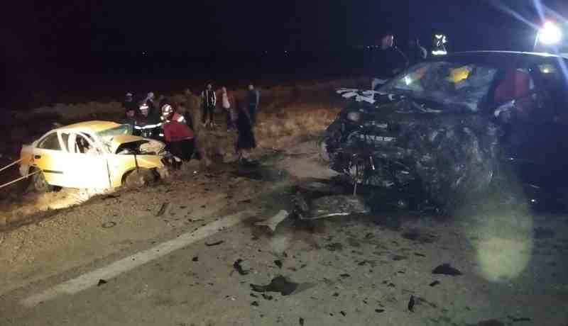 البيض.. قتيل و4 جرحى في اصطدام بين سيارتين بالرقاصة