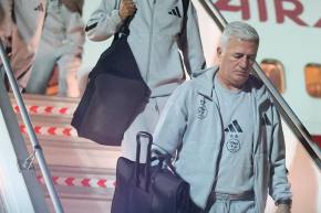 بالصور.. وفد “الخُضر” يصل السعودية