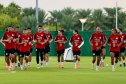بالصور.. “الخُضر” يواصلون تحضيراتهم للمباراة الودية أمام السعودية 