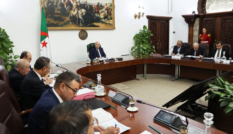 ترقية 11 مقاطعة إدارية من ولايات منتدبة إلى ولايات كاملة الصلاحيات في الهضاب العليا والجنوب