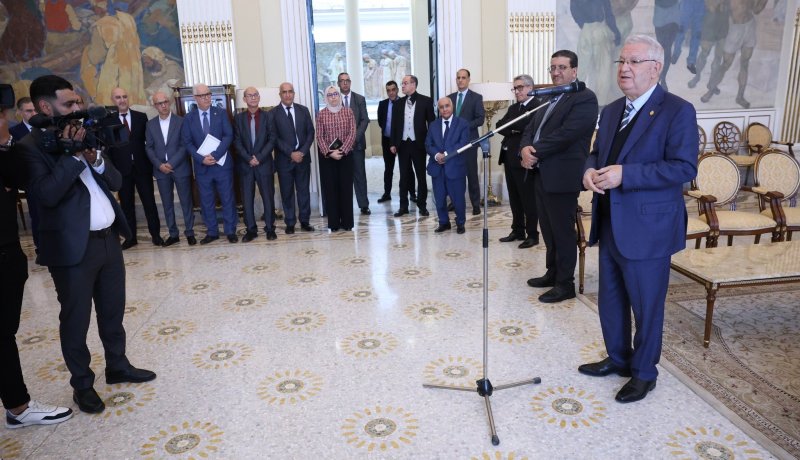 ناصري يشيد بجهود إطارات البرلمان في إنجاح مشاركة الغرفتين بـ”سيلا 2025″