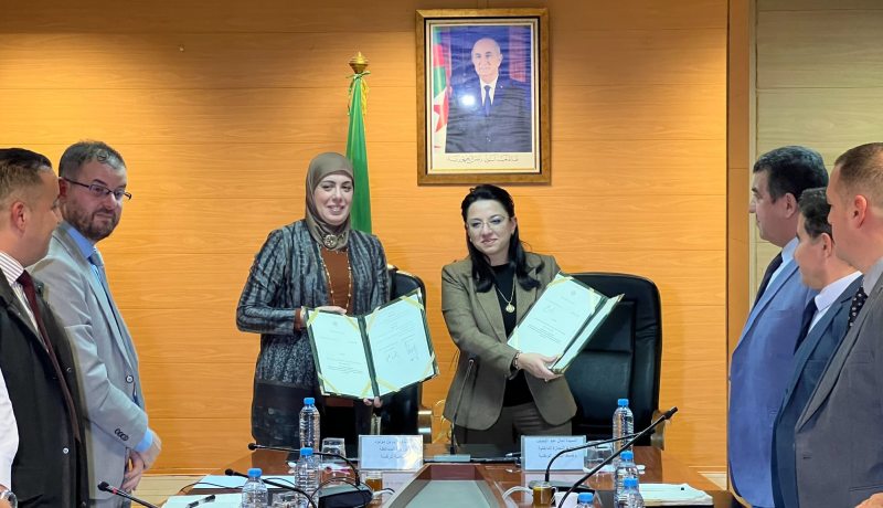 اتفاقية بين وزارتي التجارة والرقمنة لاستضافة منصات استراتيجية على السحابة الحكومية