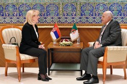 سفيرة صربيا تؤدي زيارة وداع لعطاف