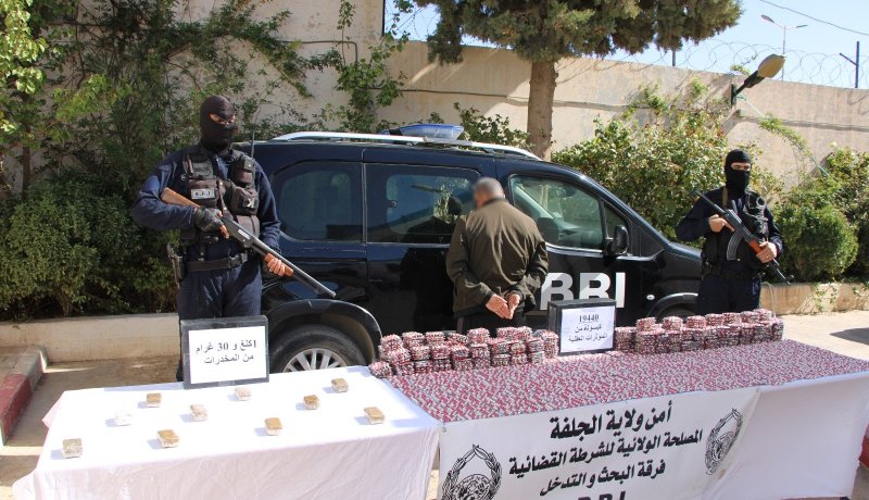 الجلفة.. ضبط أزيد من 19 ألف قرص مهلوس على متن مركبة