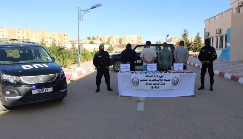 الجلفة.. توقيف 4 أشخاص وضبط أزيد من 3 كلغ من المخدرات وأزيد من 6000 قرص مهلوس