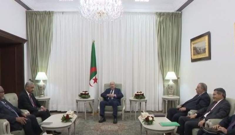 رئيس الجمهورية يستقبل رئيس مجموعة البنك الافريقي للتنمية