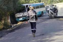 باتنة.. 5 جرحى في اصطدام بين سيارة وحافلة لنقل المسافرين بوادي الشعبة