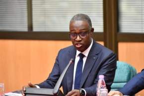 وزارة الشباب تصدر بيانا هاما بخصوص تصريح نسب للوزير 