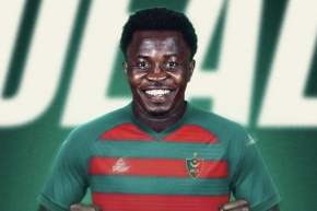 بانغورا يتلقى دعوة من منتخب غينيا