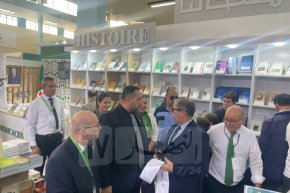 مستشار رئيس الجمهورية سيدي السعيد يزور معرض الكتاب الدولي