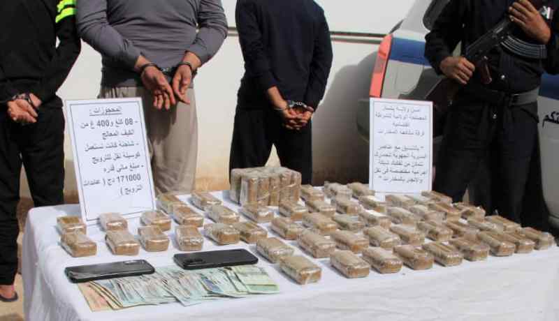 بشار: توقيف 3 أشخاص وحجز أكثر من 8 كلغ “كيف” مخبأة في عجلة احتياطية