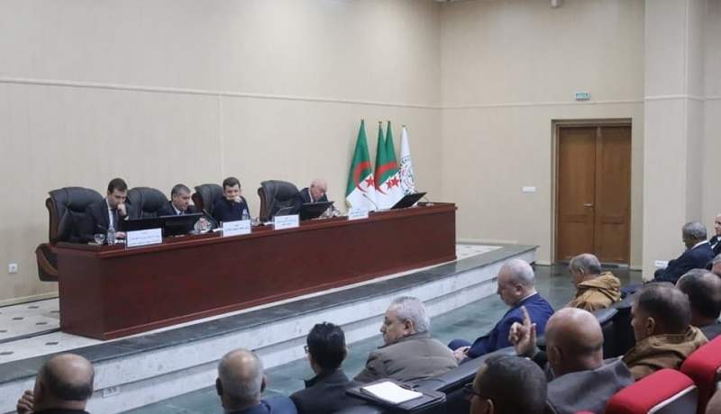 وزير الفلاحة يترأس لقاءً وطنياً حول واقع وآفاق شعبة الحبوب