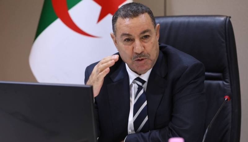  سعيود يشرف على تسلّم أوّل طائرة من نوع إيرباص “أ 330-900-نيو” 