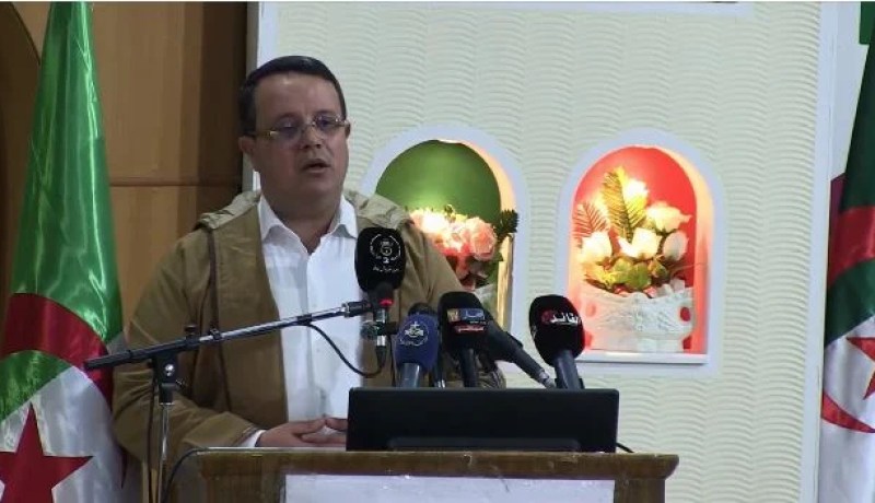 تشمل لقاءات ودورات تكوينية.. بودن في زيارة تنظيمية إلى تمنراست