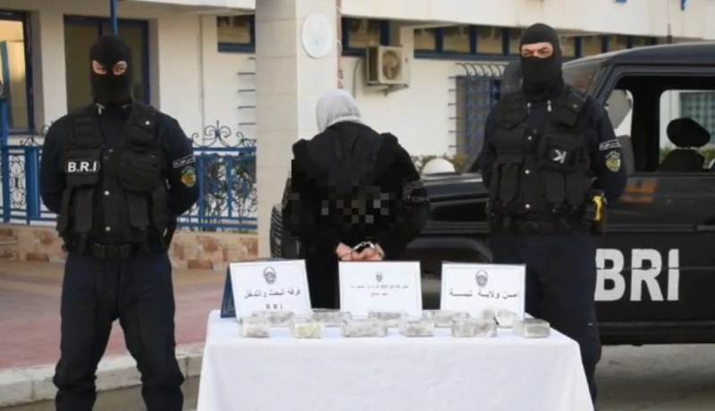 تبسة.. توقيف امرأة بحوزتها أزيد من 5 كلغ من الكيف 