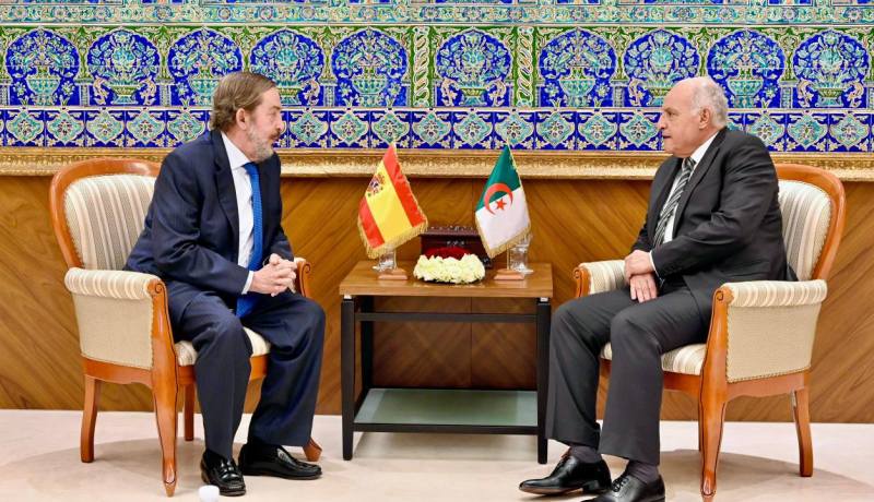 عطاف يستقبل سفير مملكة إسبانيا لهذا السبب