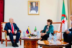 بن دودة تبحث مع السفير الفنزويلي تعزيز العلاقات الثقافية