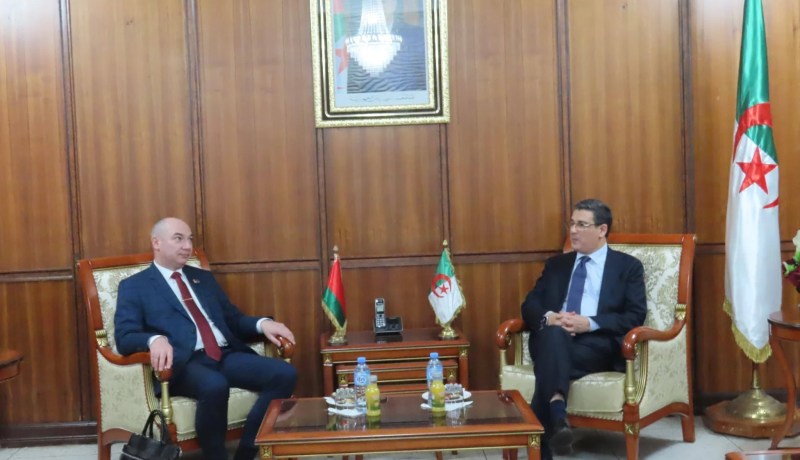 الجزائر وبيلاروسيا تعزّزان التعاون الصحي وتفتحان آفاق شراكة طبية متقدمة