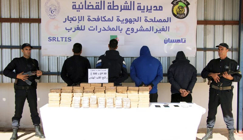 توقيف 4 أشخاص وحجز 50 كلغ مخدرات في تلمسان