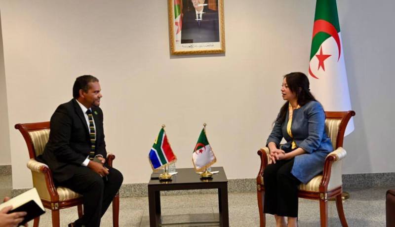 الجزائر وجنوب إفريقيا تؤكدان دعم الشراكة وتعميق التنسيق في قضايا السلم والأمن