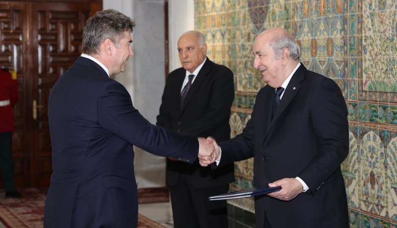 رئيس الجمهورية يتسلّم أوراق إعتماد خمسة سفراء جُدد