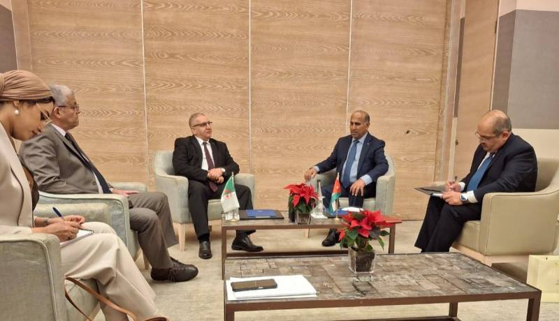 الجزائر والأردن يبحثان آفاق تعزيز التعاون الثنائي