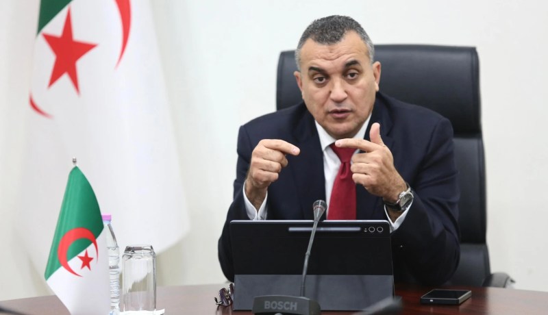 زروقي يترأس اجتماعا لتأمين خدمات الاتصالات المرتبطة بدخول غار جبيلات حيز الخدمة