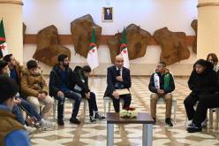 شايب يُشرف على حفل استقبال لأطفال الجالية الجزائرية بفرنسا