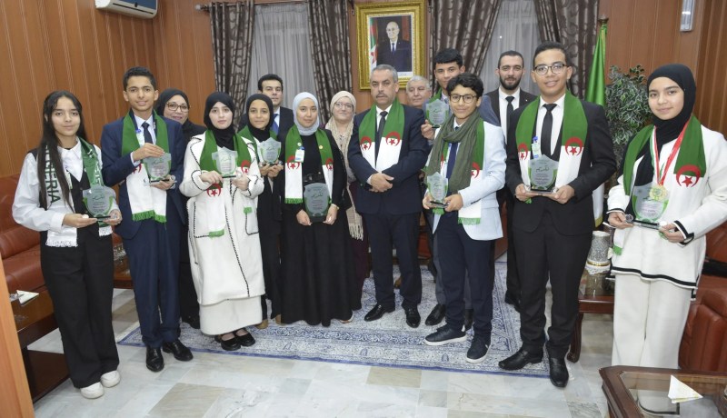 سعداوي يستقبل رئيسة برلمان الطفل ونوابها ويشيد بدورهم في ترسيخ الثقافة الديمقراطية