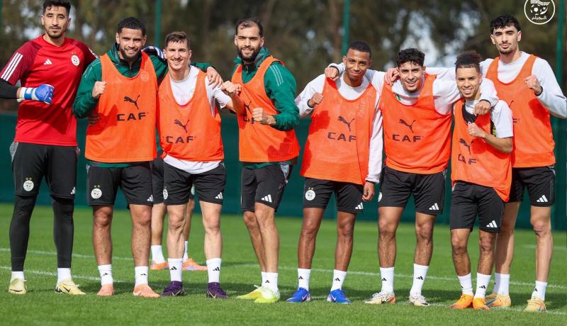 بالصور.. الخُضر يستأنفون التحضيرات لمواجهة غينيا الاستوائية وسط أجواء رائعة