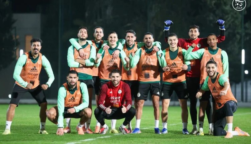 بالفيديو.. عناصر المنتخب الوطني يجرون جلسة تصوير قبل “الكان”