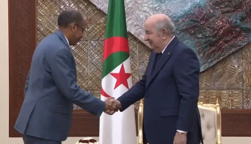 رئيس الجمهورية يستقبل رئيس مفوضية الاتحاد الإفريقي