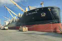 انطلاق عملية تصدير 28 ألف طن من الإسمنت الأبيض من ميناء عنابة