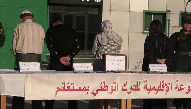 درك مستغانم يطيح بشبكة تتاجر بالمخدرات ويحجز أموال معتبرة