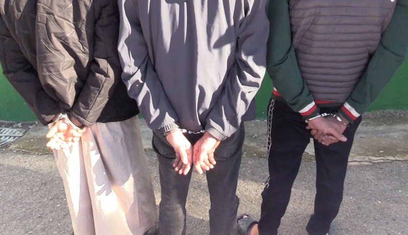 برج بوعريريج.. توقيف 3 مشتبه فيهم قاموا بالإعتداء على شخص وحرق سيارته!