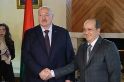 الوزير الأول يؤدي زيارة مجاملة إلى رئيس جمهورية بيلاروسيا