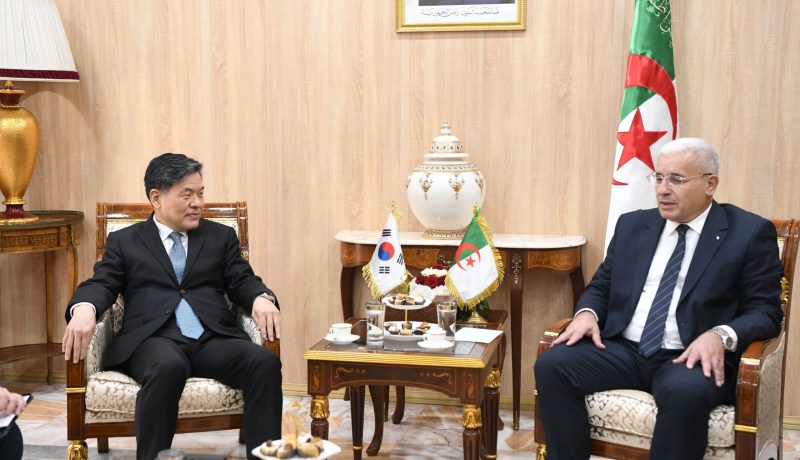 بوغالي يستقبل سفير كوريا لدى الجزائر